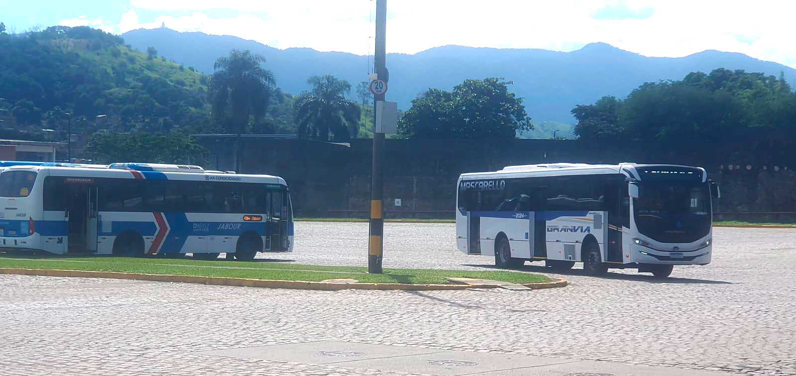 APRESENTAÇÃO DO NOVO MASCARELLO GRANVIA 2024 À GARAGEM DA EMPRESA AUTO VIAÇÃO JABOUR