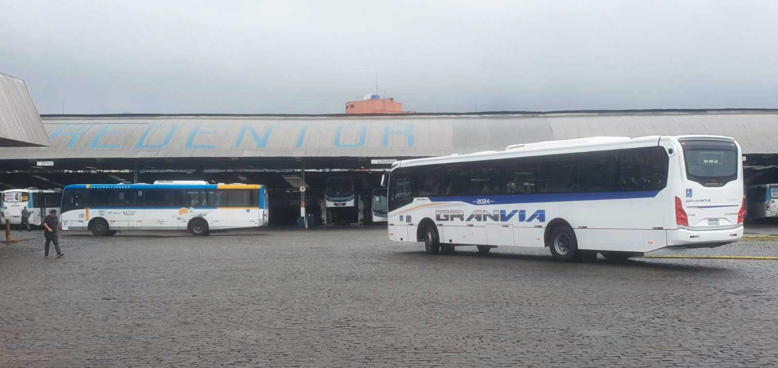 APRESENTAÇÃO DO NOVO MASCARELLO GRANVIA 2024 À GARAGEM DO GRUPO REDENTOR