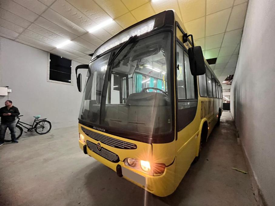 MERCEDES-BENZ OF 1722  MARCOPOLO VIALE  COM AR  44L SEM ELEVADOR E SEM JANELAS